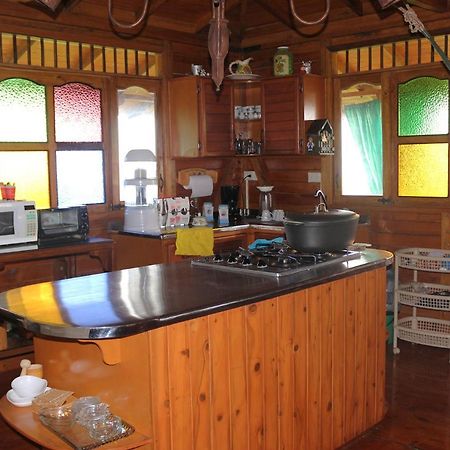 Finca Chalet La Tawa Sevilla  Ngoại thất bức ảnh
