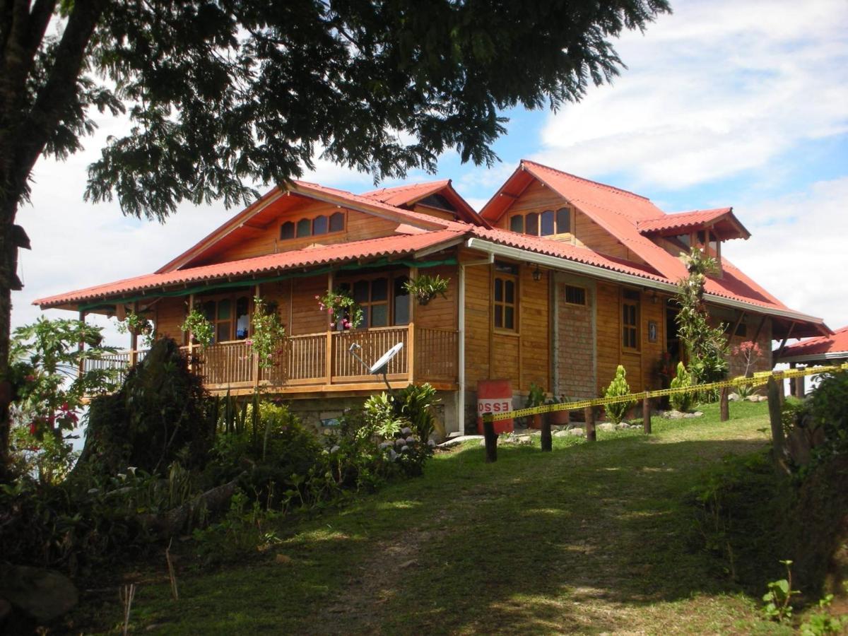 Finca Chalet La Tawa Sevilla  Ngoại thất bức ảnh