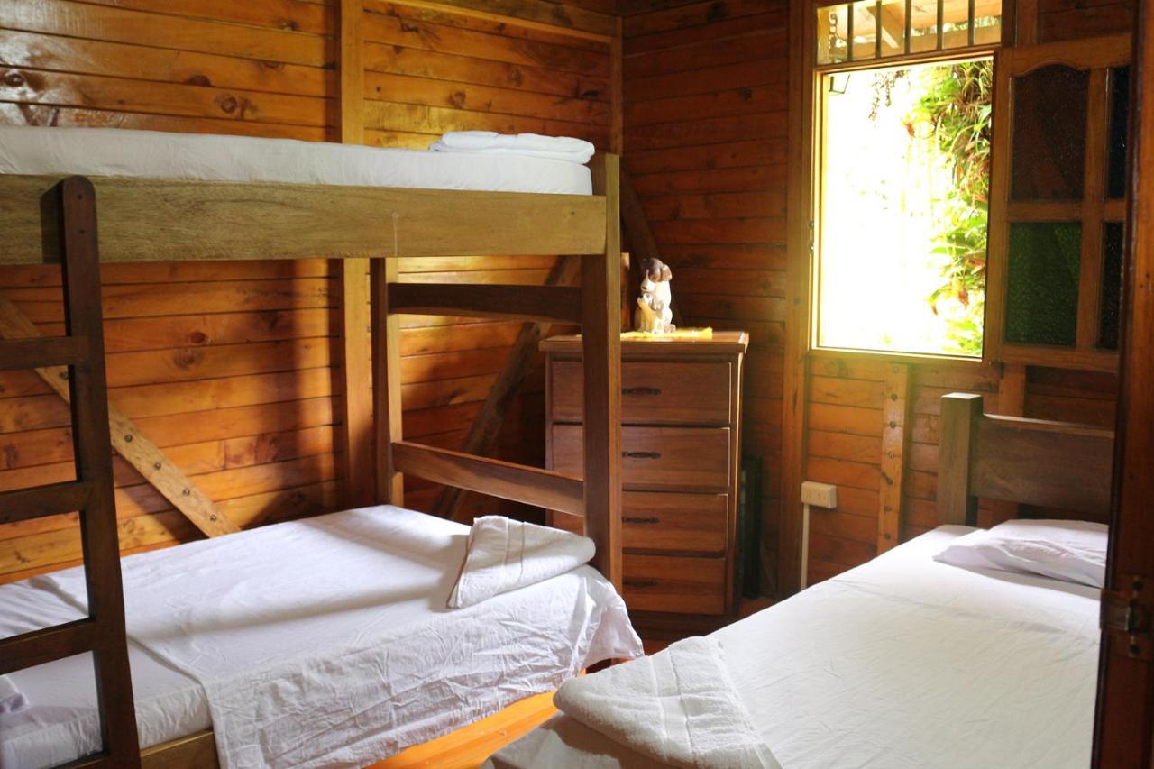 Finca Chalet La Tawa Sevilla  Ngoại thất bức ảnh